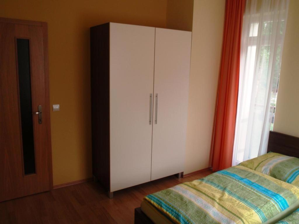 Park - Apartmany Na Prenajom Nové Mesto nad Váhom Quarto foto