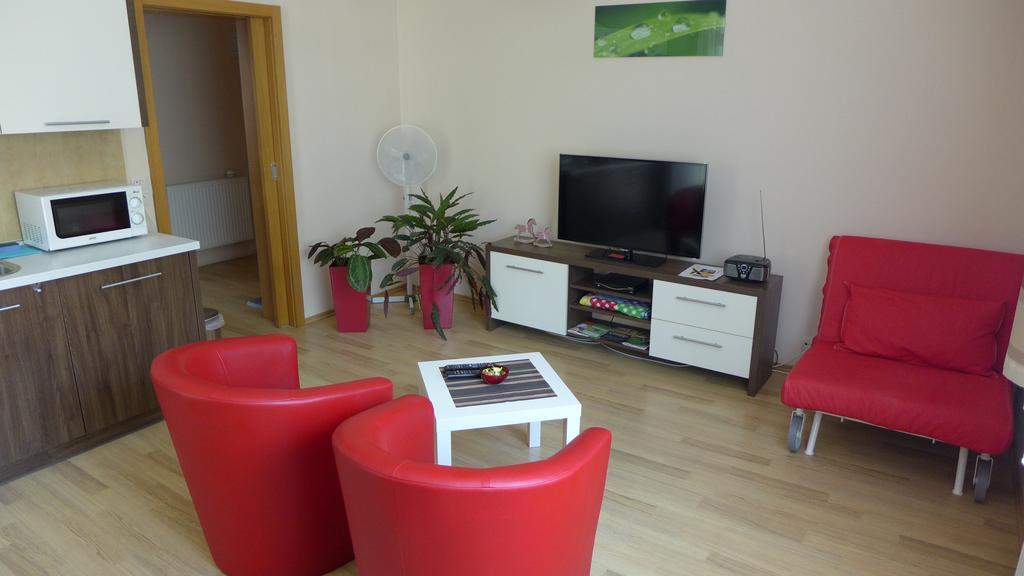 Park - Apartmany Na Prenajom Nové Mesto nad Váhom Exterior foto